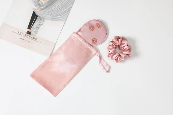 China Custom Silk Scrunchie  Manufacturer